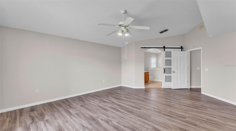 DAVENPORT, Florida 33837, 3 Bedrooms Bedrooms, ,2 BathroomsBathrooms,Residential,For Sale,SIR PHILLIPS,0,MFRL4953063