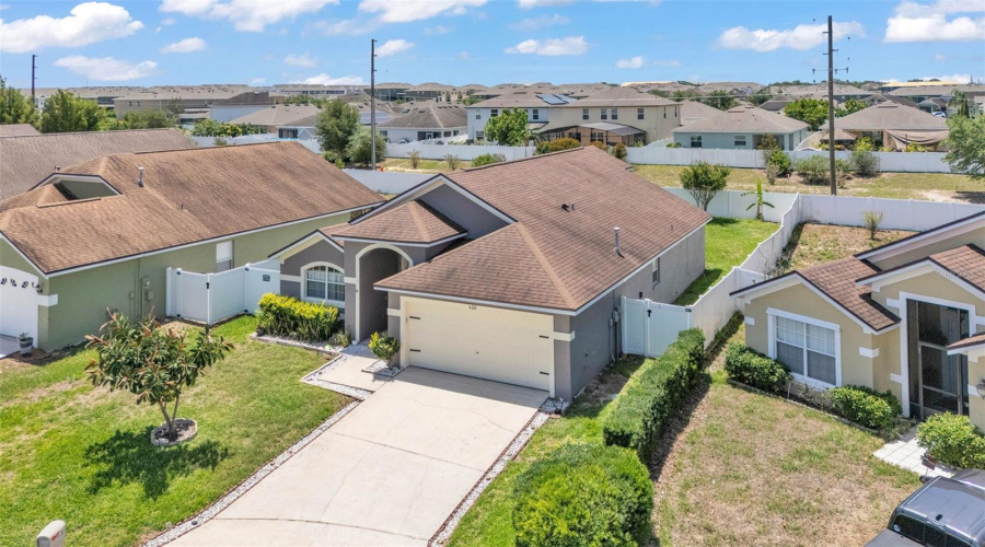 DAVENPORT, Florida 33837, 3 Bedrooms Bedrooms, ,2 BathroomsBathrooms,Residential,For Sale,SIR PHILLIPS,0,MFRL4953063