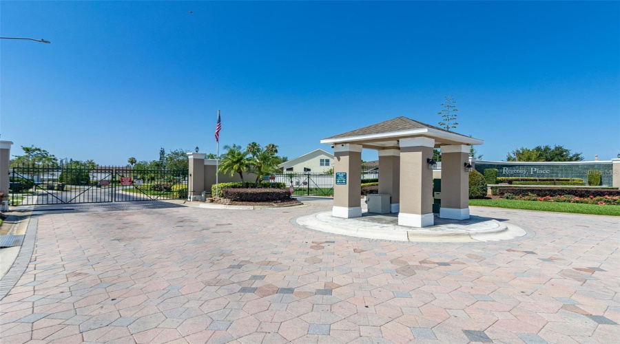 DAVENPORT, Florida 33837, 3 Bedrooms Bedrooms, ,2 BathroomsBathrooms,Residential,For Sale,SIR PHILLIPS,0,MFRL4953063