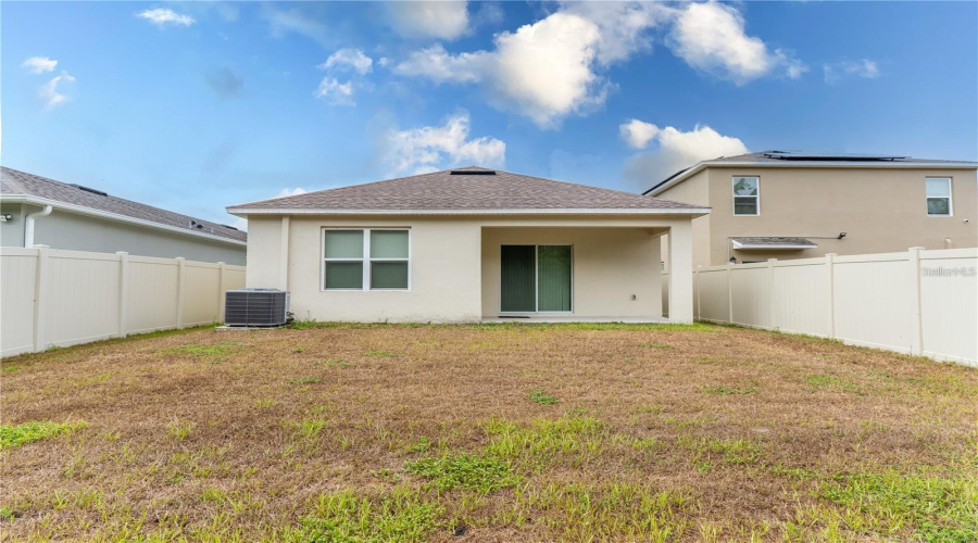 DAVENPORT, Florida 33837, 3 Bedrooms Bedrooms, ,2 BathroomsBathrooms,Residential,For Sale,BERRY,0,MFRO6311233