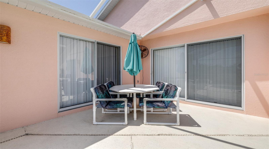 DAVENPORT, Florida 33896, 4 Bedrooms Bedrooms, ,3 BathroomsBathrooms,Residential,For Sale,RESERVE,0,MFRP4934910
