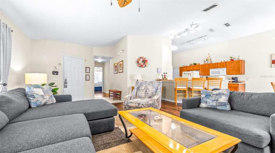 DAVENPORT, Florida 33896, 4 Bedrooms Bedrooms, ,3 BathroomsBathrooms,Residential,For Sale,RESERVE,0,MFRP4934910