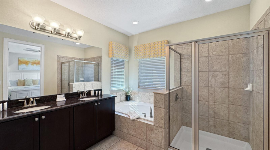 Reunion, Florida 34747, 6 Bedrooms Bedrooms, ,5 Bathroomsbathrooms,Residential,For Sale,Castle Pines,Mfrs5127406