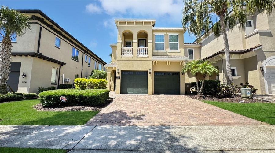 Reunion, Florida 34747, 6 Bedrooms Bedrooms, ,5 Bathroomsbathrooms,Residential,For Sale,Castle Pines,Mfrs5127406
