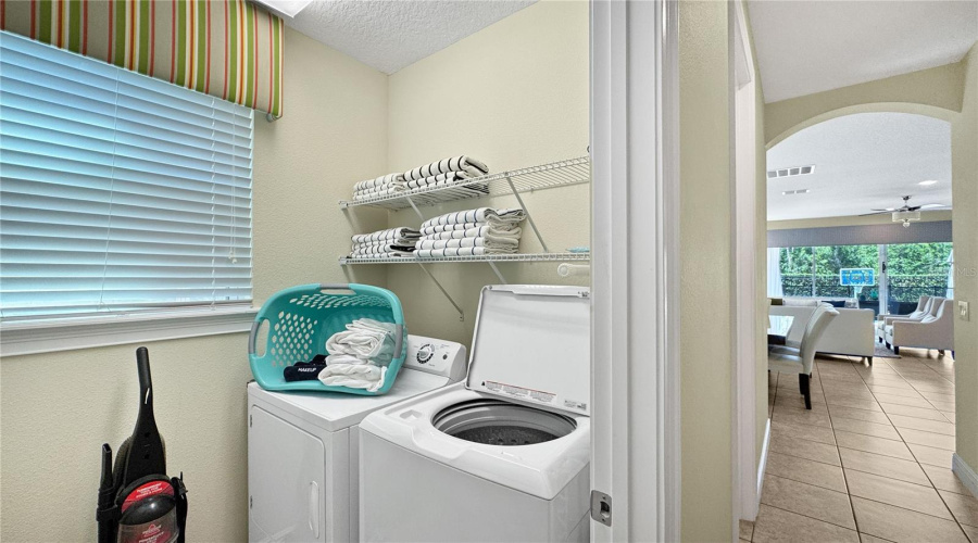Reunion, Florida 34747, 6 Bedrooms Bedrooms, ,5 Bathroomsbathrooms,Residential,For Sale,Castle Pines,Mfrs5127406