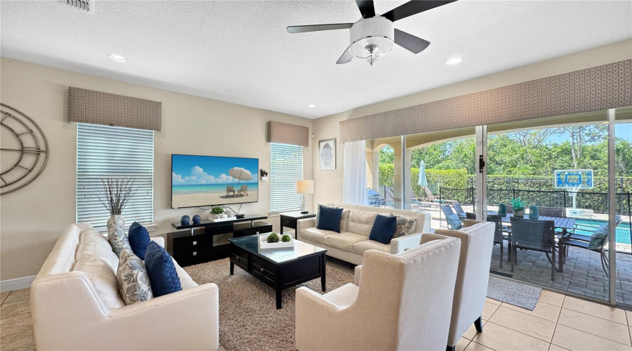 Reunion, Florida 34747, 6 Bedrooms Bedrooms, ,5 Bathroomsbathrooms,Residential,For Sale,Castle Pines,Mfrs5127406