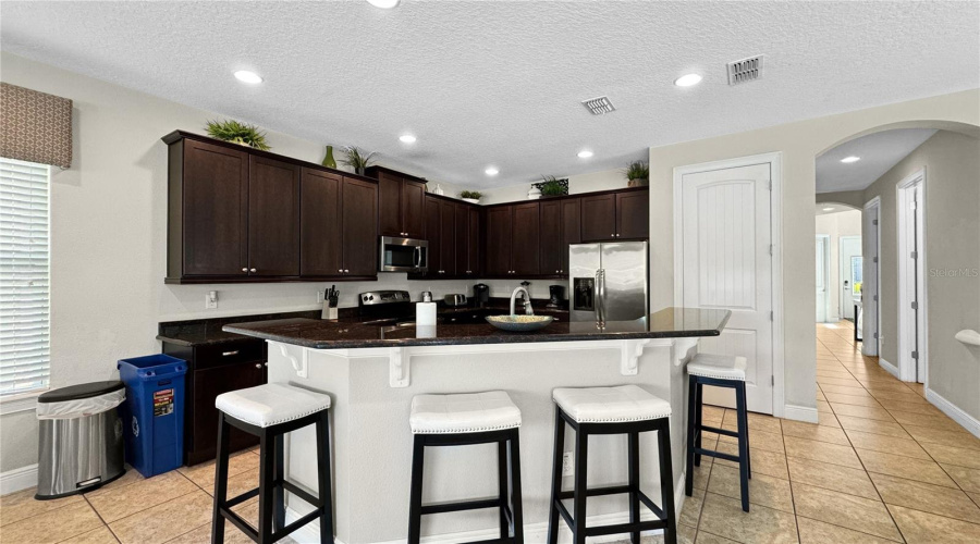 Reunion, Florida 34747, 6 Bedrooms Bedrooms, ,5 Bathroomsbathrooms,Residential,For Sale,Castle Pines,Mfrs5127406