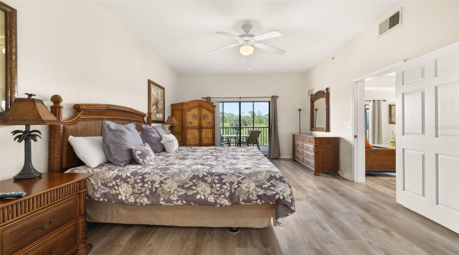 KISSIMMEE, Florida 34747, 3 Bedrooms Bedrooms, ,2 BathroomsBathrooms,Residential,For Sale,TREASURE TROVE,MFRS5127434