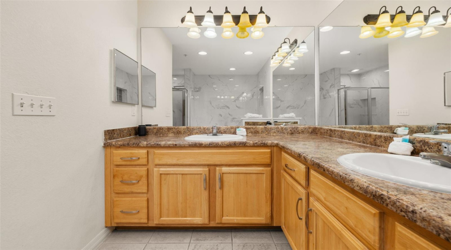 KISSIMMEE, Florida 34747, 3 Bedrooms Bedrooms, ,2 BathroomsBathrooms,Residential,For Sale,TREASURE TROVE,MFRS5127434