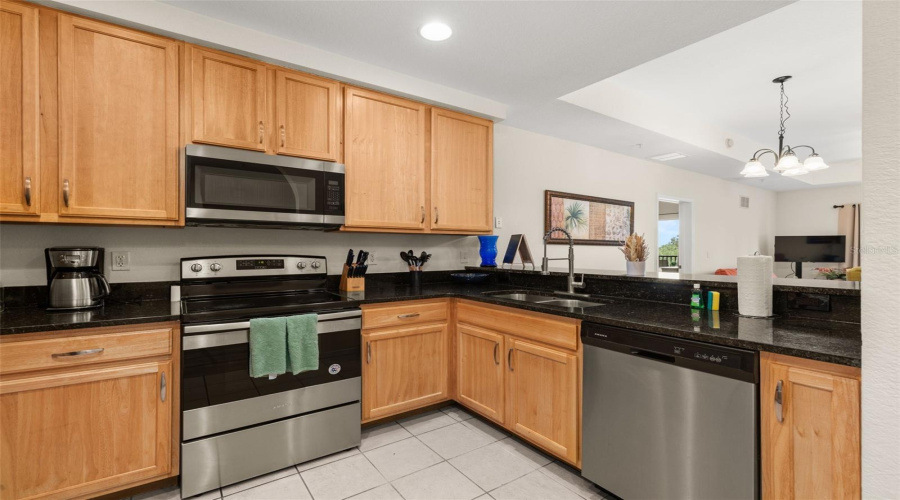 KISSIMMEE, Florida 34747, 3 Bedrooms Bedrooms, ,2 BathroomsBathrooms,Residential,For Sale,TREASURE TROVE,MFRS5127434