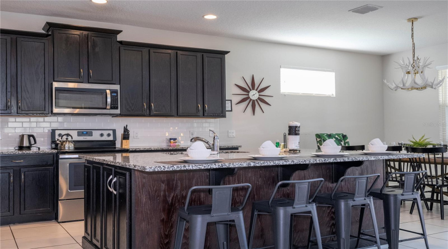 KISSIMMEE, Florida 34747, 6 Bedrooms Bedrooms, ,5 BathroomsBathrooms,Residential,For Sale,SUNSHINE RIDGE,0,MFRO6308908