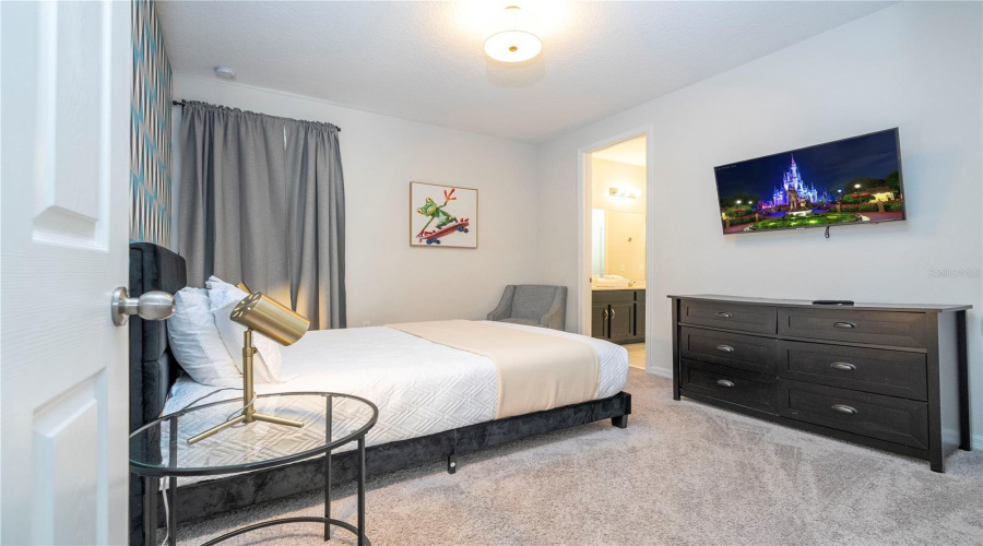 KISSIMMEE, Florida 34747, 6 Bedrooms Bedrooms, ,5 BathroomsBathrooms,Residential,For Sale,SUNSHINE RIDGE,0,MFRO6308908