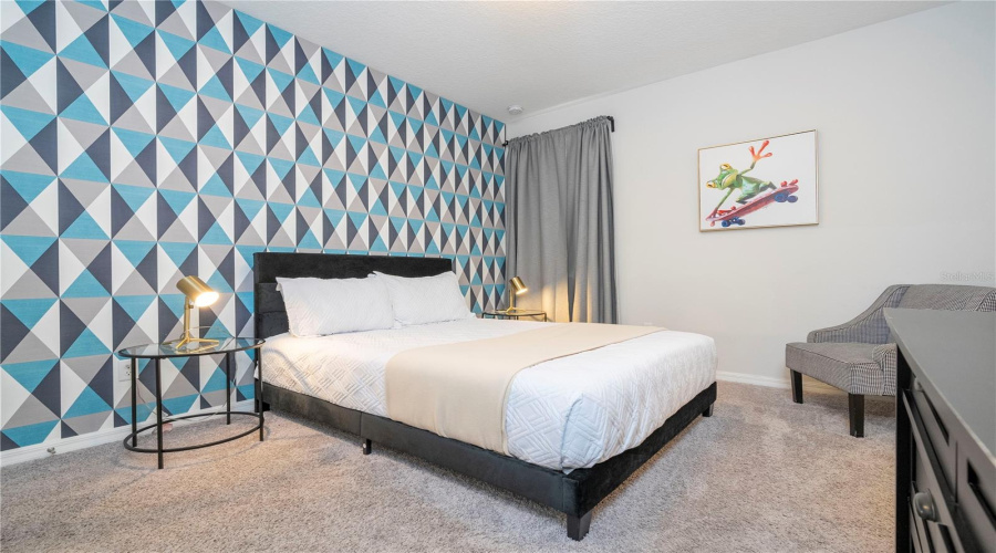 KISSIMMEE, Florida 34747, 6 Bedrooms Bedrooms, ,5 BathroomsBathrooms,Residential,For Sale,SUNSHINE RIDGE,0,MFRO6308908