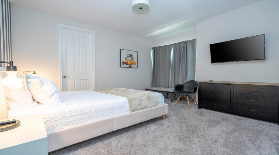 KISSIMMEE, Florida 34747, 6 Bedrooms Bedrooms, ,5 BathroomsBathrooms,Residential,For Sale,SUNSHINE RIDGE,0,MFRO6308908