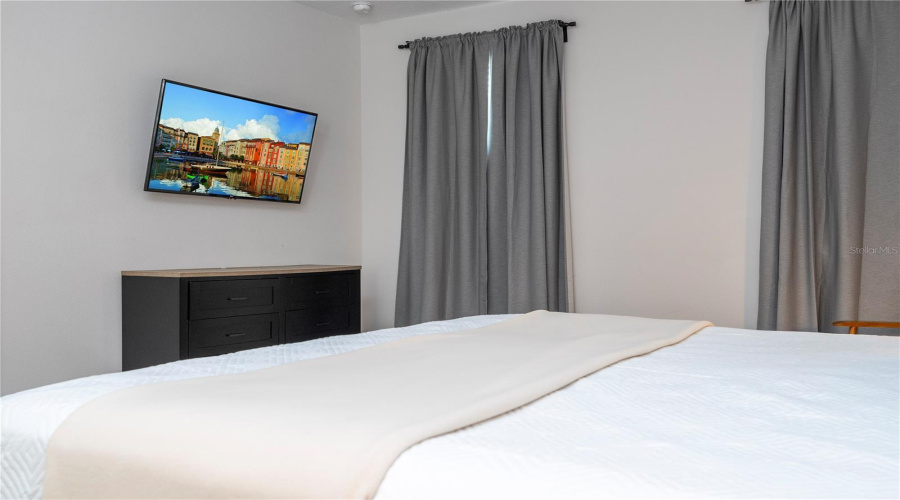 KISSIMMEE, Florida 34747, 6 Bedrooms Bedrooms, ,5 BathroomsBathrooms,Residential,For Sale,SUNSHINE RIDGE,0,MFRO6308908