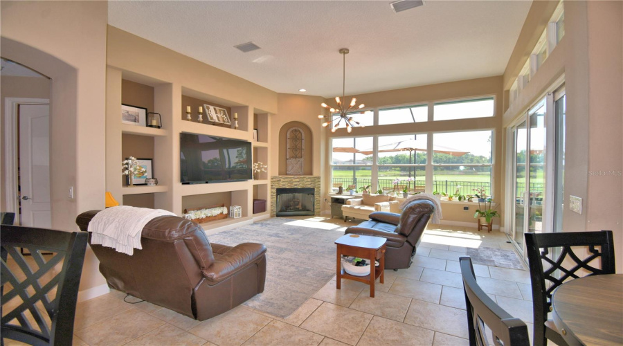 DAVENPORT, Florida 33837, 5 Bedrooms Bedrooms, ,4 BathroomsBathrooms,Residential,For Sale,PINEHURST,0,MFRP4934886