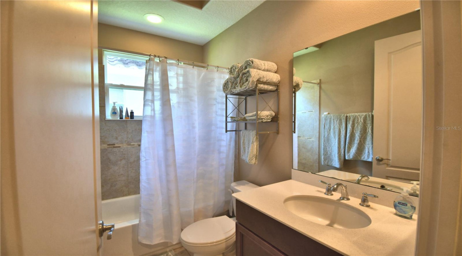 DAVENPORT, Florida 33837, 5 Bedrooms Bedrooms, ,4 BathroomsBathrooms,Residential,For Sale,PINEHURST,0,MFRP4934886