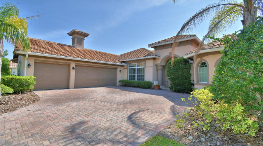 DAVENPORT, Florida 33837, 5 Bedrooms Bedrooms, ,4 BathroomsBathrooms,Residential,For Sale,PINEHURST,0,MFRP4934886