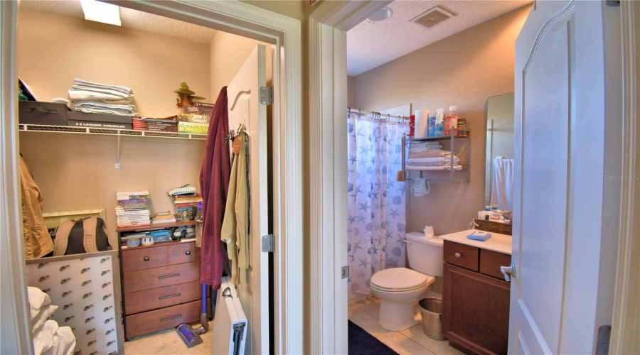 DAVENPORT, Florida 33837, 5 Bedrooms Bedrooms, ,4 BathroomsBathrooms,Residential,For Sale,PINEHURST,0,MFRP4934886