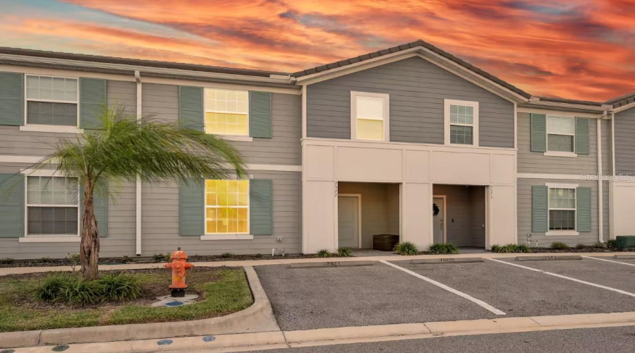 DAVENPORT, Florida 33837, 5 Bedrooms Bedrooms, ,4 BathroomsBathrooms,Residential,For Sale,OAK SPRING,0,MFRO6311254