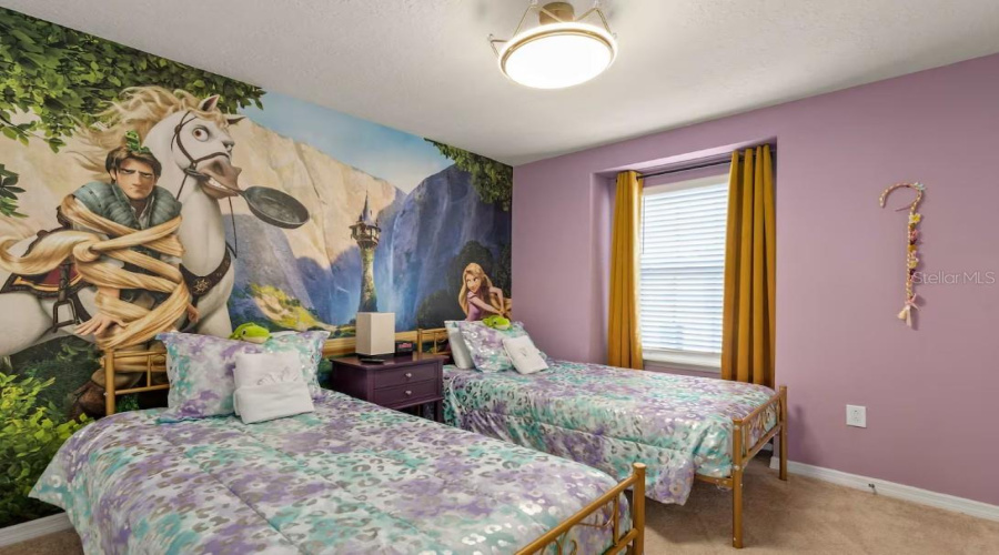DAVENPORT, Florida 33837, 5 Bedrooms Bedrooms, ,4 BathroomsBathrooms,Residential,For Sale,OAK SPRING,0,MFRO6311254