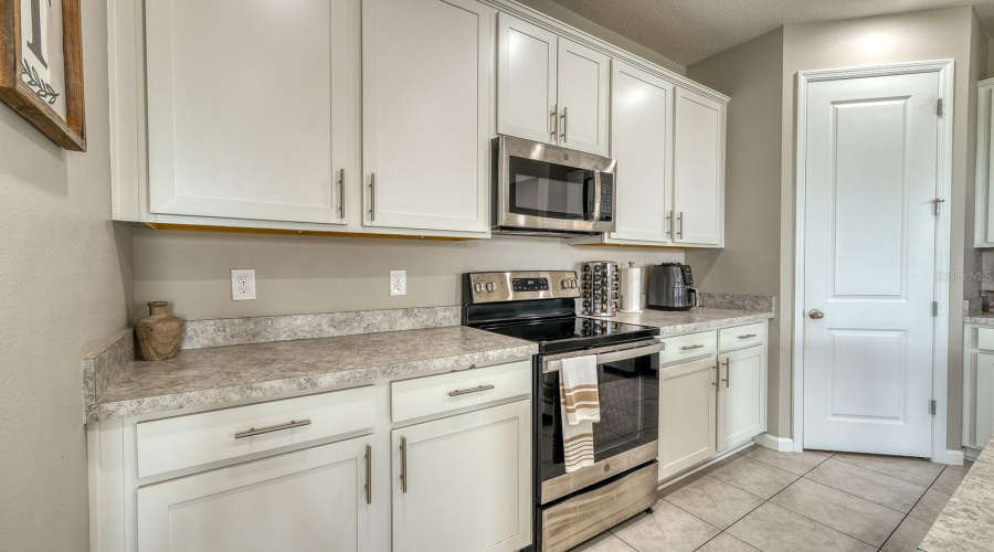 DAVENPORT, Florida 33837, 3 Bedrooms Bedrooms, ,2 BathroomsBathrooms,Residential,For Sale,BUCHANNAN,0,MFRO6310948