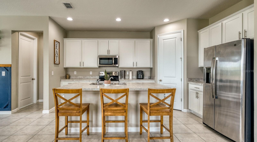 DAVENPORT, Florida 33837, 3 Bedrooms Bedrooms, ,2 BathroomsBathrooms,Residential,For Sale,BUCHANNAN,0,MFRO6310948