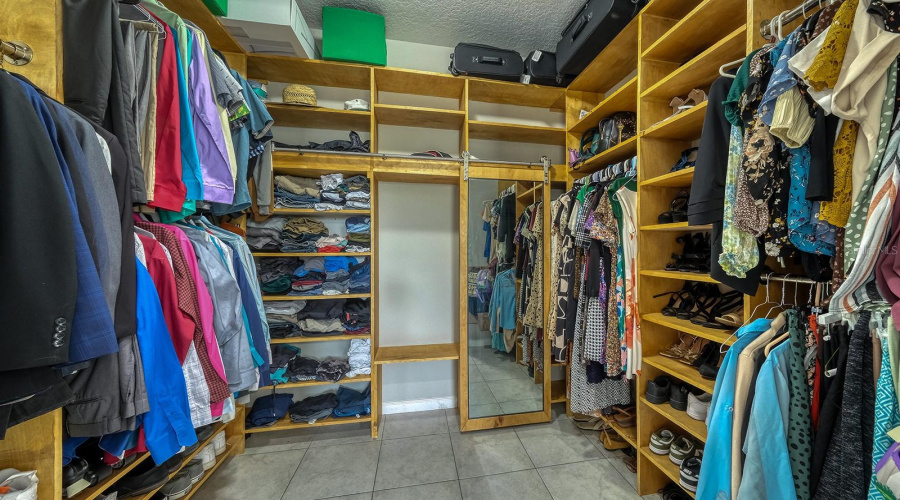 DAVENPORT, Florida 33837, 3 Bedrooms Bedrooms, ,2 BathroomsBathrooms,Residential,For Sale,BUCHANNAN,0,MFRO6310948