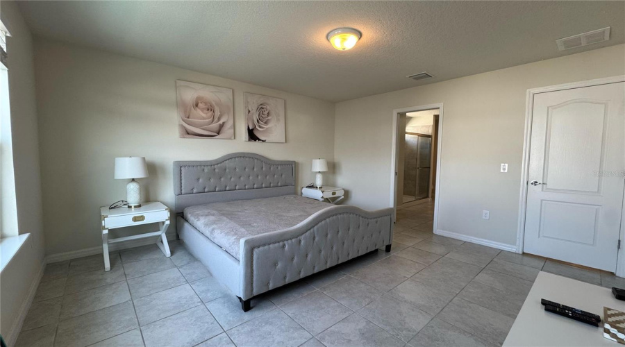 KISSIMMEE, Florida 34747, 5 Bedrooms Bedrooms, ,4 BathroomsBathrooms,Residential,For Sale,ZURICH,0,MFRO6311462