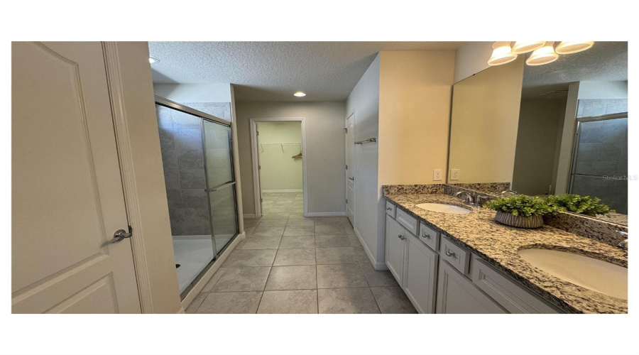 KISSIMMEE, Florida 34747, 5 Bedrooms Bedrooms, ,4 BathroomsBathrooms,Residential,For Sale,ZURICH,0,MFRO6311462