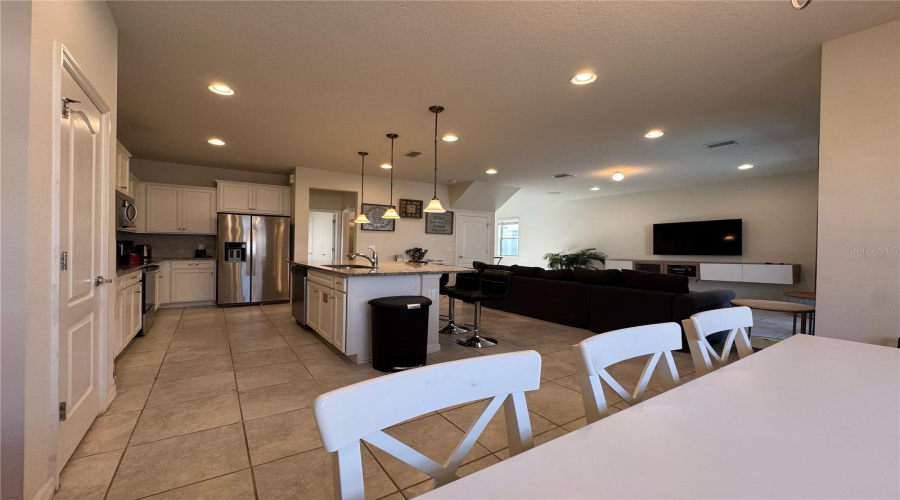 KISSIMMEE, Florida 34747, 5 Bedrooms Bedrooms, ,4 BathroomsBathrooms,Residential,For Sale,ZURICH,0,MFRO6311462