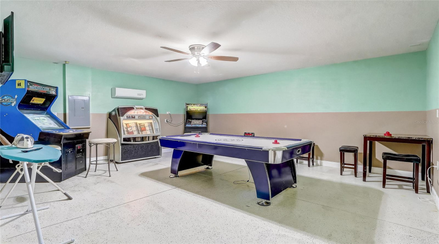 DAVENPORT, Florida 33837, 4 Bedrooms Bedrooms, ,3 BathroomsBathrooms,Residential,For Sale,ORANGE COSMOS,0,MFRO6311521