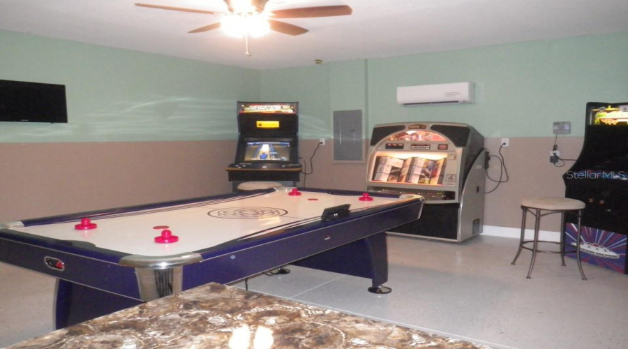 DAVENPORT, Florida 33837, 4 Bedrooms Bedrooms, ,3 BathroomsBathrooms,Residential,For Sale,ORANGE COSMOS,0,MFRO6311521