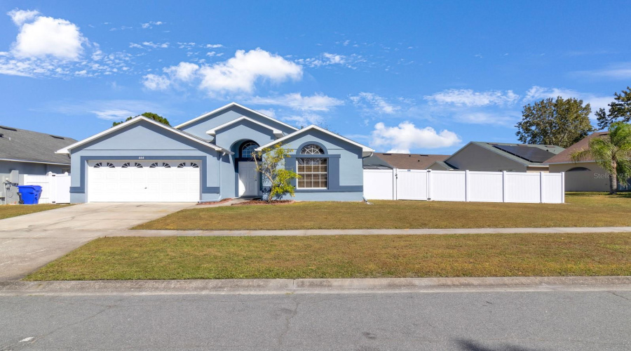 KISSIMMEE, Florida 34746, 4 Bedrooms Bedrooms, ,2 BathroomsBathrooms,Residential,For Sale,EAGLE POINTE,0,MFRS5126811
