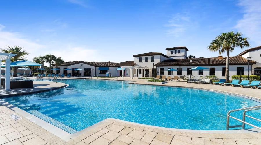 KISSIMMEE, Florida 34747, 9 Bedrooms Bedrooms, ,6 BathroomsBathrooms,Residential,For Sale,BENGAL,0,MFRO6304915