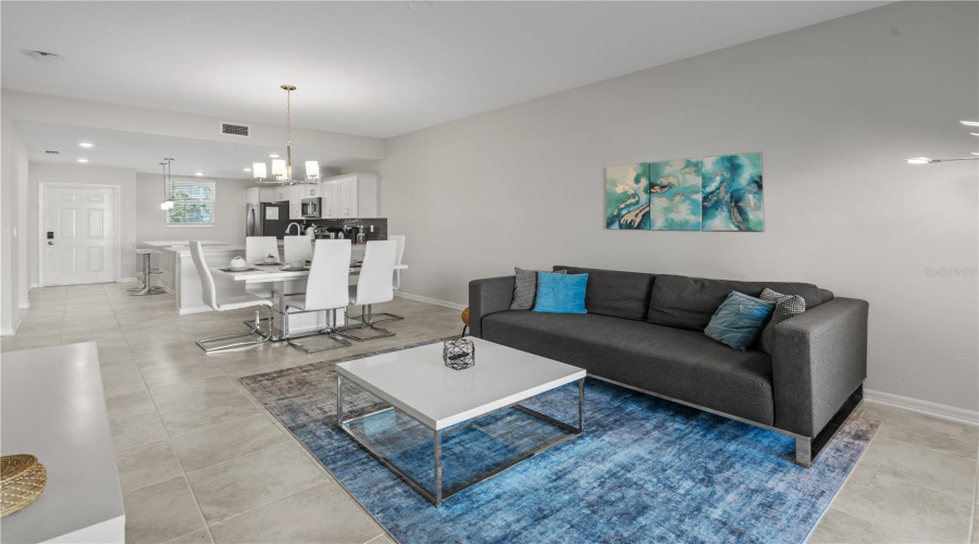 KISSIMMEE, Florida 34746, 2 Bedrooms Bedrooms, ,2 BathroomsBathrooms,Residential,For Sale,PARADOX,0,MFRS5127233
