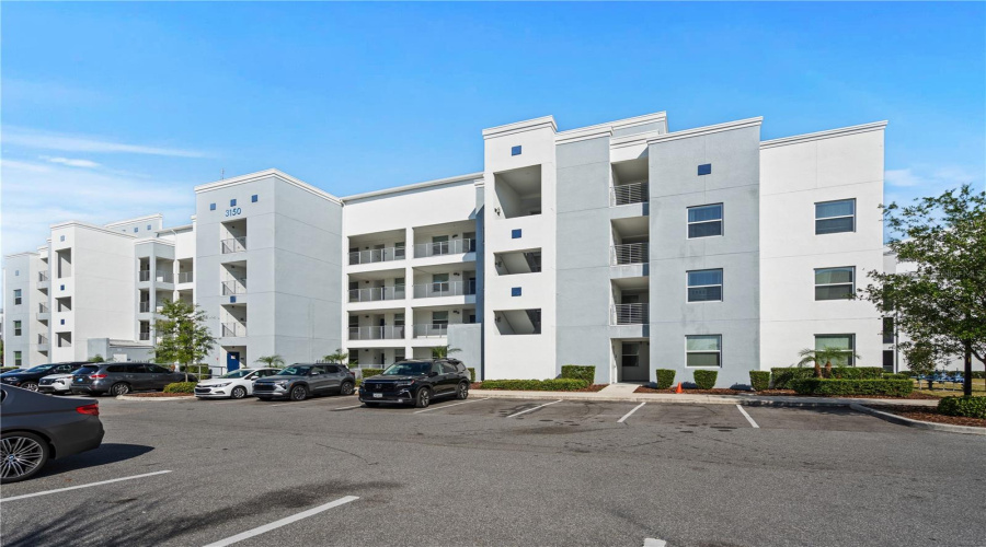 KISSIMMEE, Florida 34746, 2 Bedrooms Bedrooms, ,2 BathroomsBathrooms,Residential,For Sale,PARADOX,0,MFRS5127233