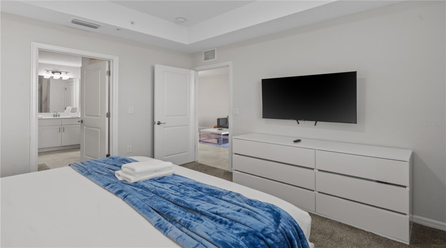 KISSIMMEE, Florida 34746, 2 Bedrooms Bedrooms, ,2 BathroomsBathrooms,Residential,For Sale,PARADOX,0,MFRS5127233
