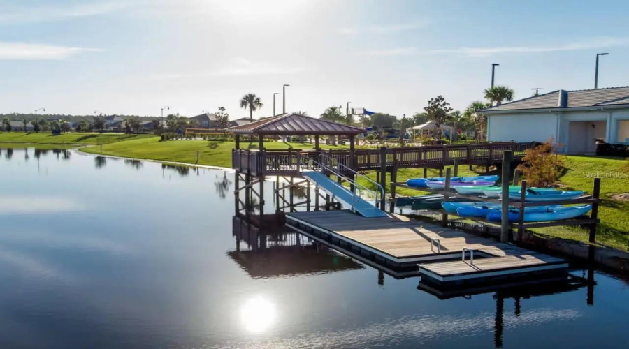 KISSIMMEE, Florida 34746, 2 Bedrooms Bedrooms, ,2 BathroomsBathrooms,Residential,For Sale,PARADOX,0,MFRS5127233