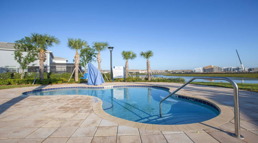 KISSIMMEE, Florida 34746, 2 Bedrooms Bedrooms, ,2 BathroomsBathrooms,Residential,For Sale,PARADOX,0,MFRS5127233