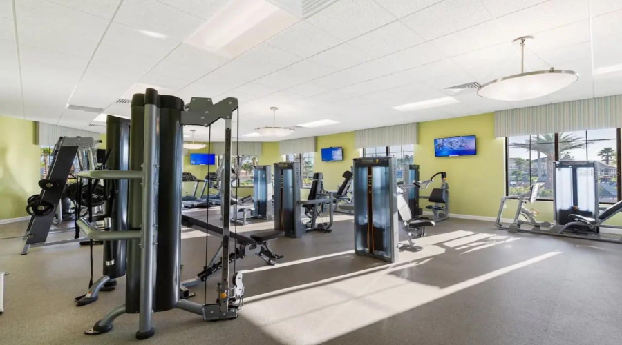 KISSIMMEE, Florida 34746, 2 Bedrooms Bedrooms, ,2 BathroomsBathrooms,Residential,For Sale,PARADOX,0,MFRS5127233