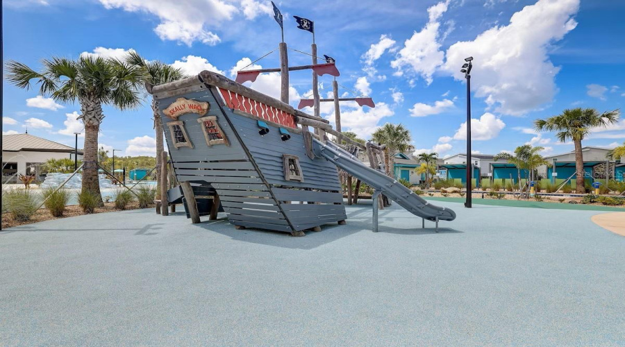KISSIMMEE, Florida 34746, 2 Bedrooms Bedrooms, ,2 BathroomsBathrooms,Residential,For Sale,PARADOX,0,MFRS5127233