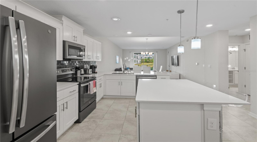 KISSIMMEE, Florida 34746, 2 Bedrooms Bedrooms, ,2 BathroomsBathrooms,Residential,For Sale,PARADOX,0,MFRS5127233