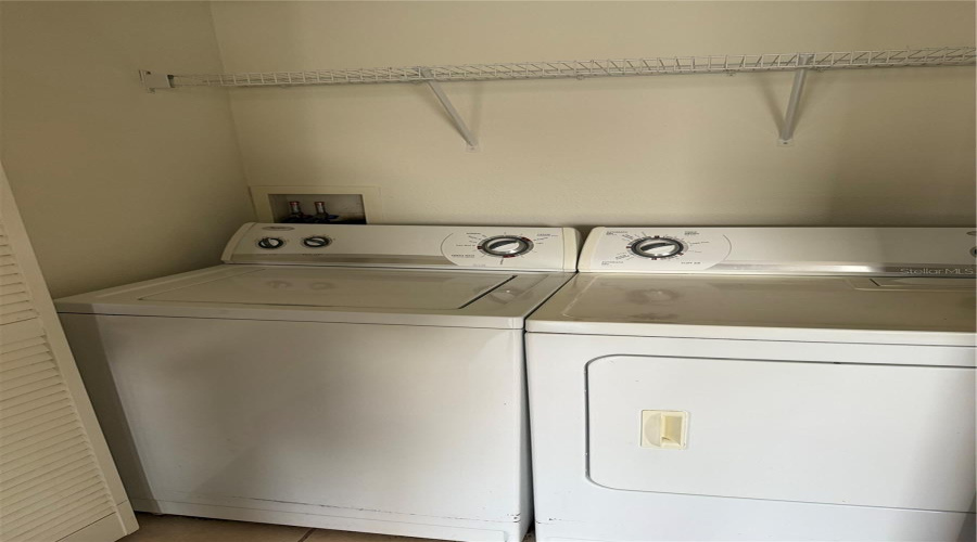 KISSIMMEE, Florida 34746, 3 Bedrooms Bedrooms, ,2 BathroomsBathrooms,Residential,For Sale,CLUB CORTILE,MFRS5127315