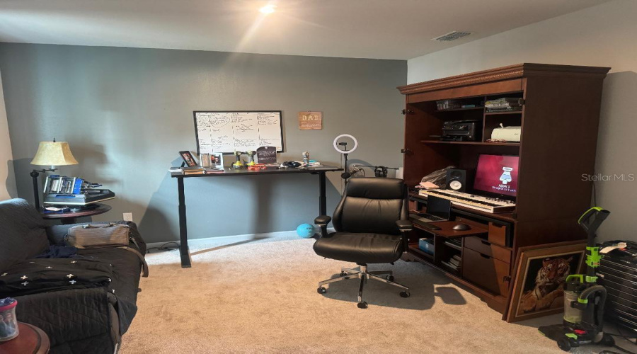 DAVENPORT, Florida 33837, 4 Bedrooms Bedrooms, ,2 BathroomsBathrooms,Residential,For Sale,FIDDLEWOOD,0,MFRO6311710