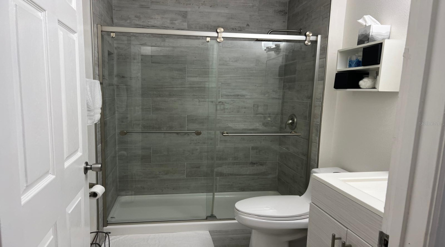 DAVENPORT, Florida 33897, 4 Bedrooms Bedrooms, ,2 BathroomsBathrooms,Residential,For Sale,HAVERSHAM,0,MFRO6309855