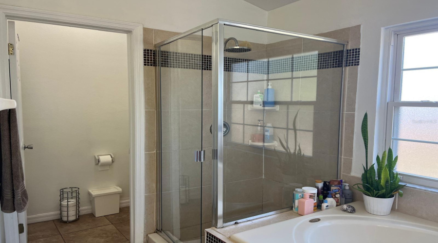 DAVENPORT, Florida 33897, 4 Bedrooms Bedrooms, ,2 BathroomsBathrooms,Residential,For Sale,HAVERSHAM,0,MFRO6309855