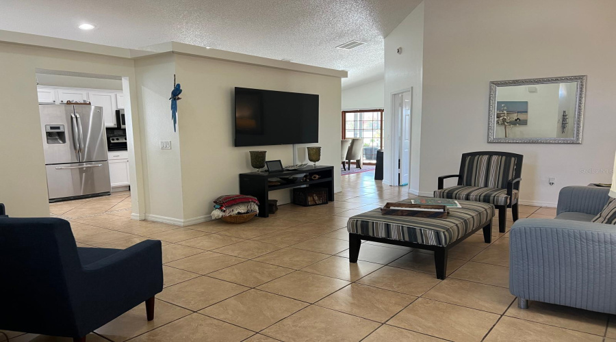 DAVENPORT, Florida 33897, 4 Bedrooms Bedrooms, ,2 BathroomsBathrooms,Residential,For Sale,HAVERSHAM,0,MFRO6309855