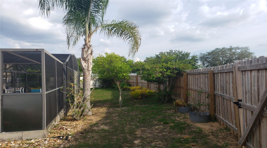 DAVENPORT, Florida 33897, 4 Bedrooms Bedrooms, ,2 BathroomsBathrooms,Residential,For Sale,HAVERSHAM,0,MFRO6309855