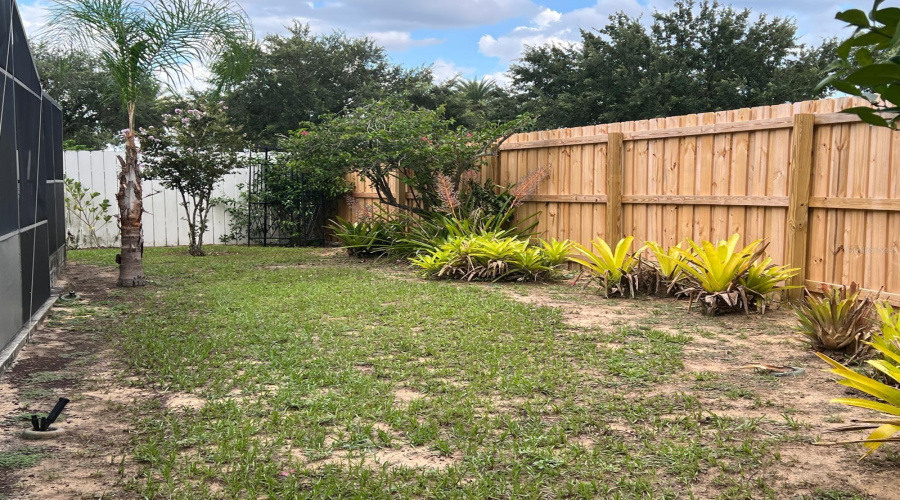 DAVENPORT, Florida 33897, 4 Bedrooms Bedrooms, ,2 BathroomsBathrooms,Residential,For Sale,HAVERSHAM,0,MFRO6309855